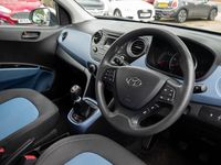 Used Hyundai i10 SE 2015 Silver Hatchback
