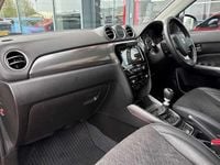 Used Suzuki Vitara SZ5 129 HP (94 kW) 2022 Yellow SUV