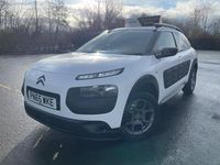 Used Citroën C4 Cactus Feel 82 HP (60 kW) 2015 White Hatchback