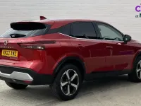 Used Nissan Qashqai N-Connecta 140 HP (102 kW) 2022 Red SUV