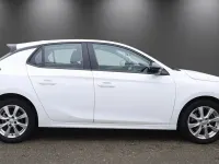 Used Vauxhall Corsa Design Edition 100 HP (73 kW) 2023 White Hatchback