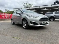 Używany Ford Fiesta Zetec 2016 Srebrny Hatchback