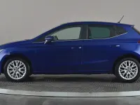 Begagnad Seat Ibiza Design 95 HK (69 kW) 2017 Blå Halvkombi