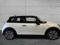Used Mini Cooper Hatch 154 HP (113 kW) 2024 White Hatchback