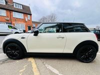 used Mini Cooper D Hatch 1.5Euro 6 (s/s) 3dr 1 OWNER