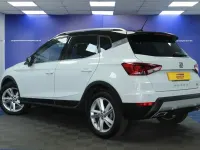 Usado Seat Arona FR 115 CV (84 kW) 2020 Blanco SUV
