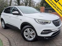 Used Vauxhall Grandland X S 130 HP (95 kW) 2018 White jade SUV