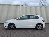 Usado VW Polo Life 95 CV (69 kW) 2023 Blanco Utilitario