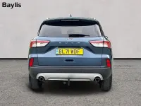 Käytetty Ford Kuga Zetec 120 HP (88 kW) 2022 Sininen Katumaasturi