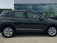 Used VW Tiguan Life 150 HP (110 kW) 2023 Urano grey SUV