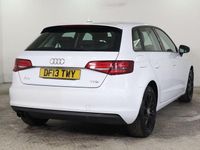 Used Audi A3 Sportback Design 122 HP (89 kW) 2013 White Hatchback