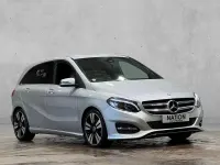 Used Mercedes B180 Premium 2015 White Hatchback