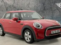 Used Mini Cooper Classic 134 HP (98 kW) 2022 Red Hatchback