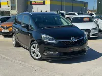 Used Vauxhall Zafira Tourer SRi 140 HP (102 kW) 2016 Black MPV
