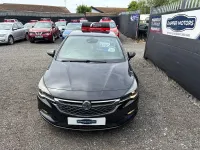 Used Vauxhall Astra SRi 110 HP (80 kW) 2016 Black Hatchback
