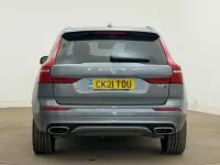 Used Volvo XC60 R-Design 247 HP (181 kW) 2021 SUV