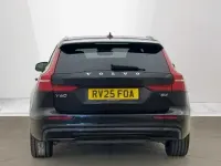 Usado Volvo V60 Ultra 194 CV (142 kW) 2025 Negro Familiar