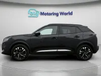 Second-hand Peugeot e-2008 GT 98 kW (134 CP) 2023 Negru SUV
