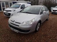 Używany Citroën C4 90 KM (66 kW) 2008 Srebrny Hatchback