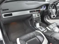 Used Volvo V70 R-Design 163 HP (119 kW) 2011 Silver Estate
