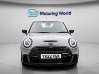 Usado Mini Cooper S Hatch 178 CV (130 kW) 2022 Gris Utilitario