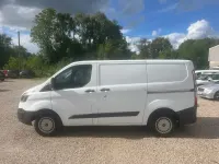 Used Ford Transit Custom 105 HP (77 kW) 2017 White Van