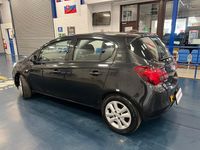 Used Vauxhall Corsa Design Edition 95 HP (69 kW) 2016 Black Hatchback