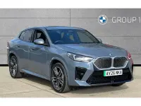 Usado BMW iX2 M Sport 150 kW (204 HP) 2026 Cinzento SUV