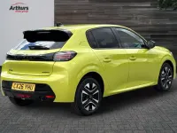 Neu Peugeot 208 Allure 99 PS (72 kW) 2026 Gelb Kleinwagen