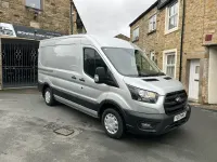 Usado Ford Transit Trend 130 HP (95 kW) 2023 Prateado Van