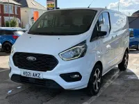 Usado Ford Transit Custom Limited 130 CV (95 kW) 2021 Blanco Van