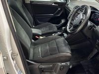 Used VW Tiguan SEL 150 HP (110 kW) 2019 White SUV