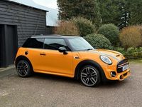 Used Mini Cooper S Hatch 192 HP (141 kW) 2018 Orange Hatchback