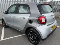 Used Smart ForFour Premium 71 HP (52 kW) 2017 Grey Hatchback