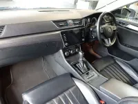 Usado Skoda Superb SE L 190 CV (139 kW) 2019 Negro Utilitario