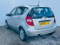 Used Mercedes A150 Classic 95 HP (69 kW) 2008 Silver Hatchback