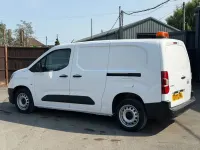 Used Vauxhall Combo 100 HP (73 kW) 2021 White MPV
