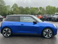 Used Mini Cooper SE Hatch 158 kW (215 HP) 2024 Blue Hatchback