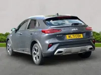 Usado Kia XCeed 118 HP (86 kW) 2021 Castanho SUV