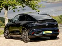 New MG IM6 300 kW (408 HP) 2026 Black SUV