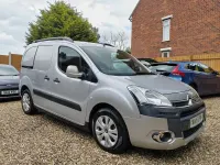 Używany Citroën Berlingo XTR 2015 Srebrny Minivan