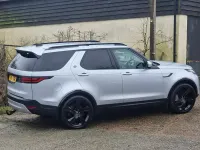 Używany Land Rover Discovery 5 HSE 2021 Srebrny SUV