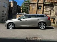 Usado Volvo V60 SE 181 CV (133 kW) 2014 Dorado Familiar
