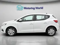 Used Dacia Sandero Expression 90 HP (66 kW) 2023 White Hatchback