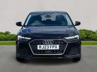 Begagnad Audi A1 Sport 95 HK (69 kW) 2023 Svart SUV