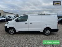 Used Vauxhall Vivaro 100 HP (73 kW) 2021 White MPV