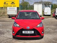 Used Toyota Yaris Hybrid 100 HP (73 kW) 2019 Red Hatchback