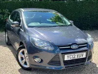 Used Ford Focus Zetec 125 HP (91 kW) 2012 Grey Hatchback