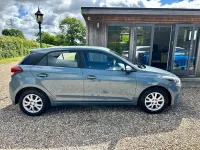 Used Hyundai i20 SE 84 HP (61 kW) 2017 Aqua sparkling blue Hatchback