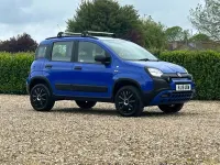 Używany Fiat Panda 4x4 90 KM (66 kW) 2019 Niebieski Hatchback